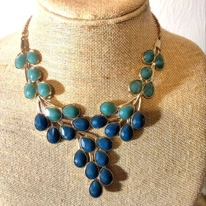 Lovely two-tone necklace